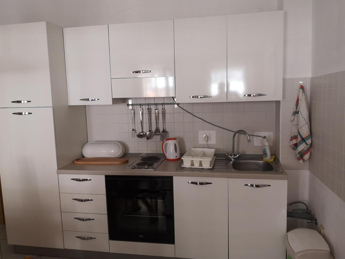 Apartments Galic 오미스 외부 사진