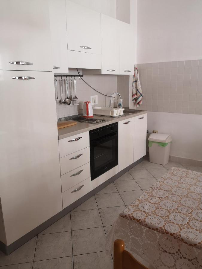 Apartments Galic 오미스 외부 사진