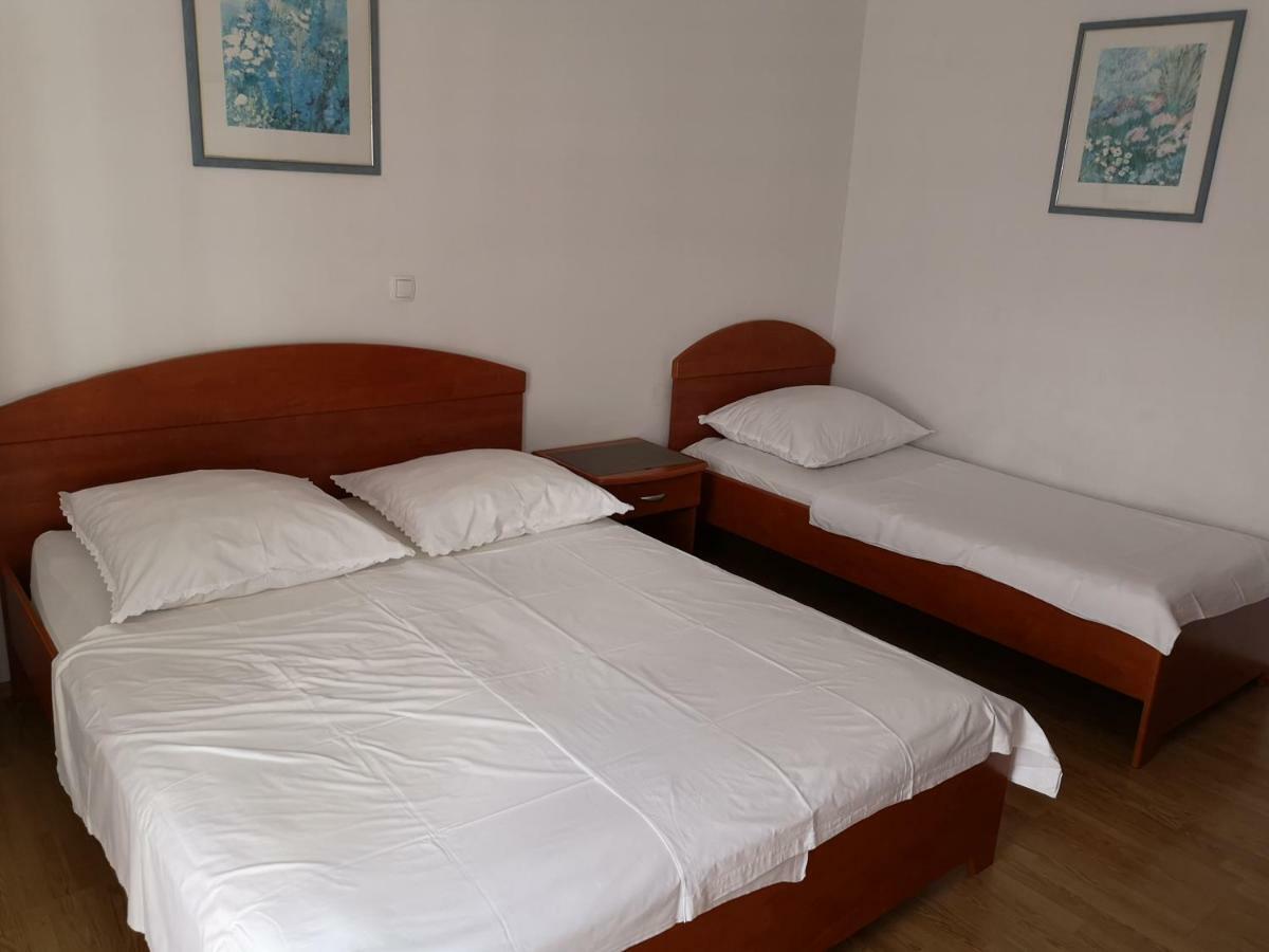 Apartments Galic 오미스 외부 사진